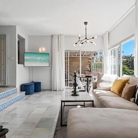 Stunning Townhouse With Pool In Riviera Del Sol By Costarentals - Ref 199 Sitio de Calahonda Kültér fotó