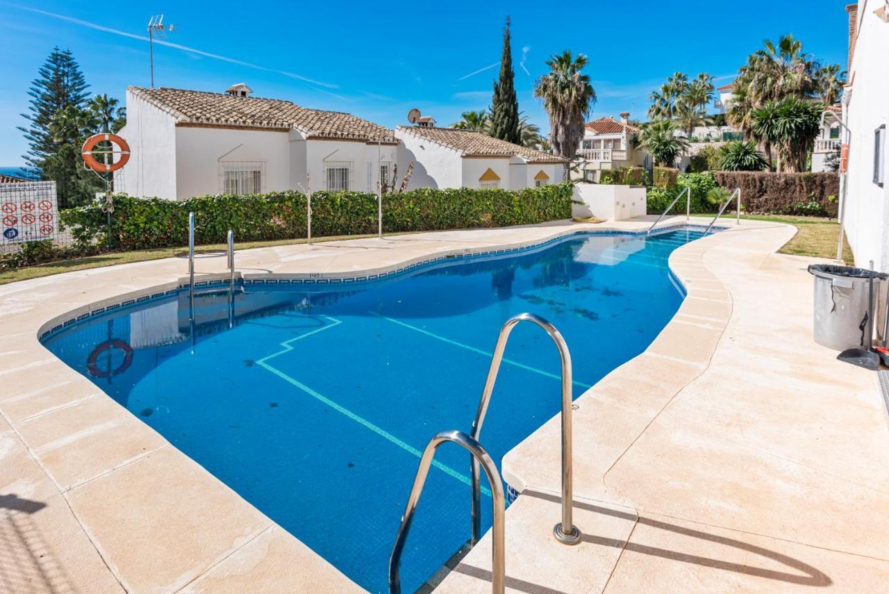 Stunning Townhouse With Pool In Riviera Del Sol By Costarentals - Ref 199 Sitio de Calahonda Kültér fotó